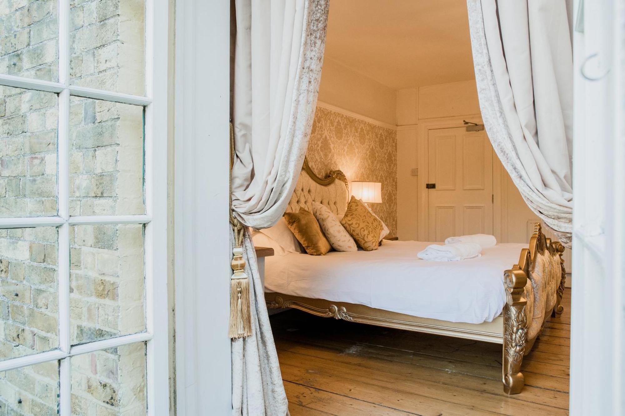 The Grove Ferry Inn Chislet Dış mekan fotoğraf